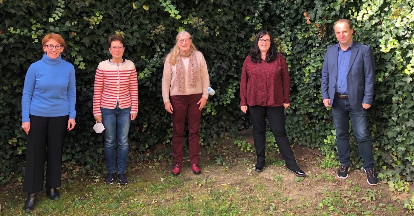 Von links nach rechts: Susanne Müller, Gabriele Höhler, Petra Haag, Jaqueline Rauschkolb, Michael Simon